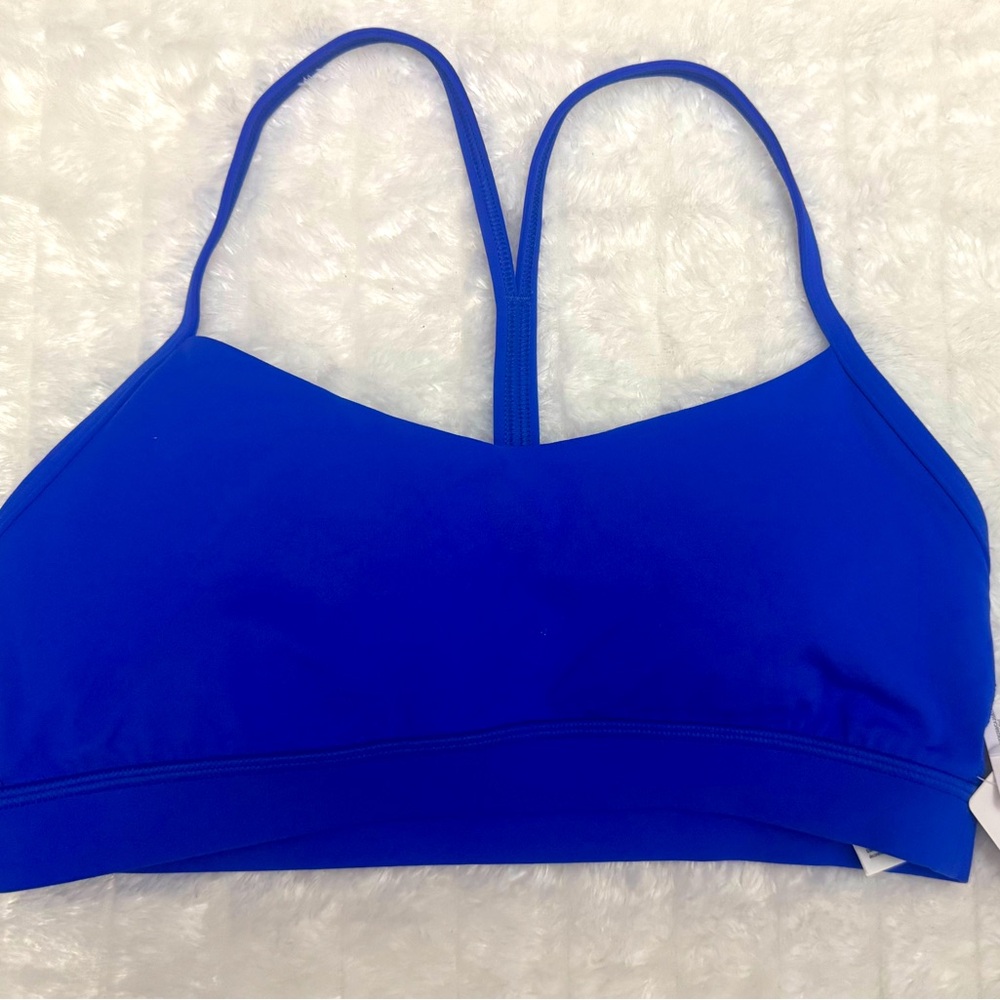 LuluLemon Wunder Train Strappy Racer Bra
Light Support